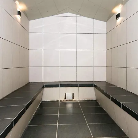 Feriehus 6 Person On A In